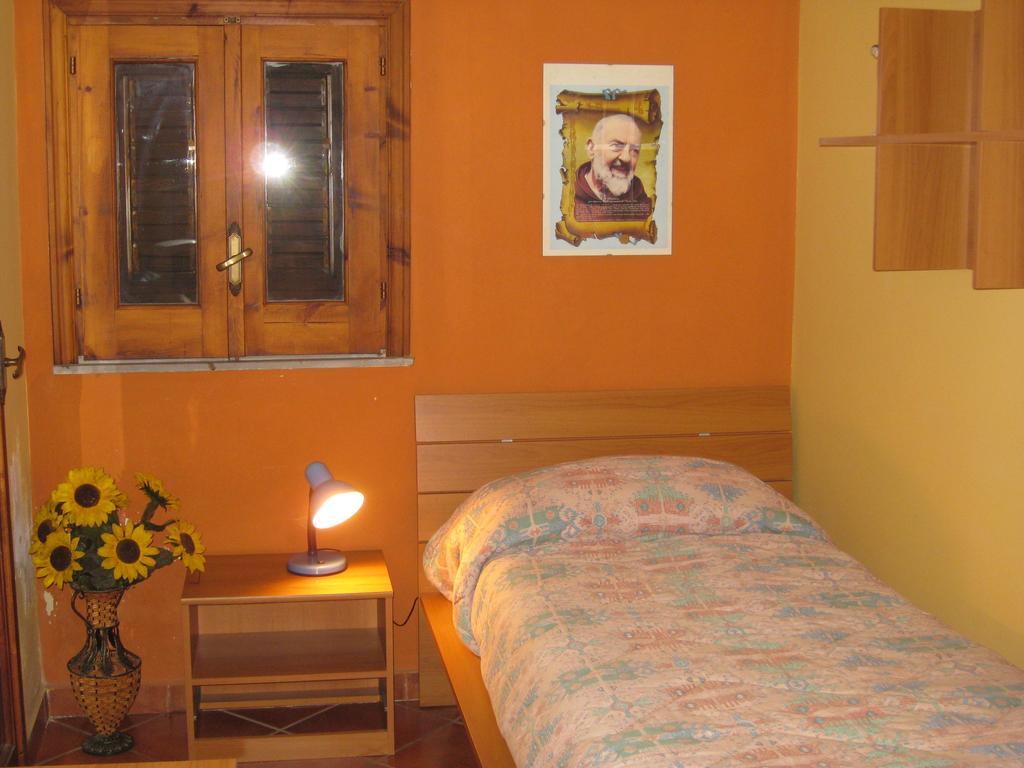 Villa Nina Trecastagni Quarto foto