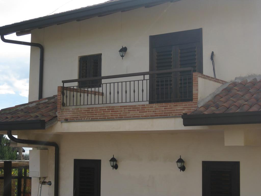 Villa Nina Trecastagni Quarto foto
